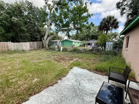 1523 Amaros Avenue Orlando FL 32811