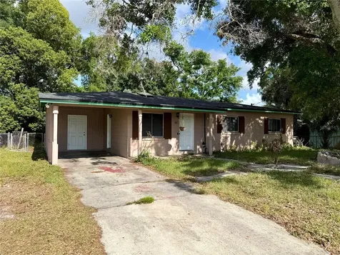 1523 Amaros Avenue Orlando FL 32811