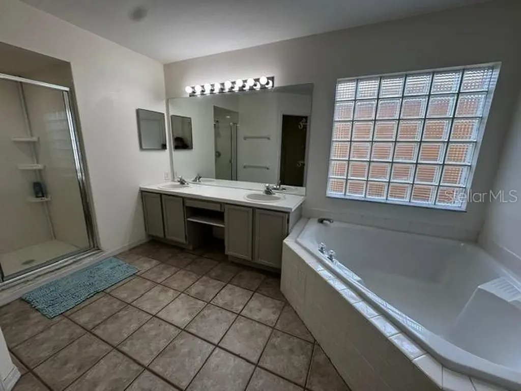 306 Oak Park Place Casselberry FL 32707