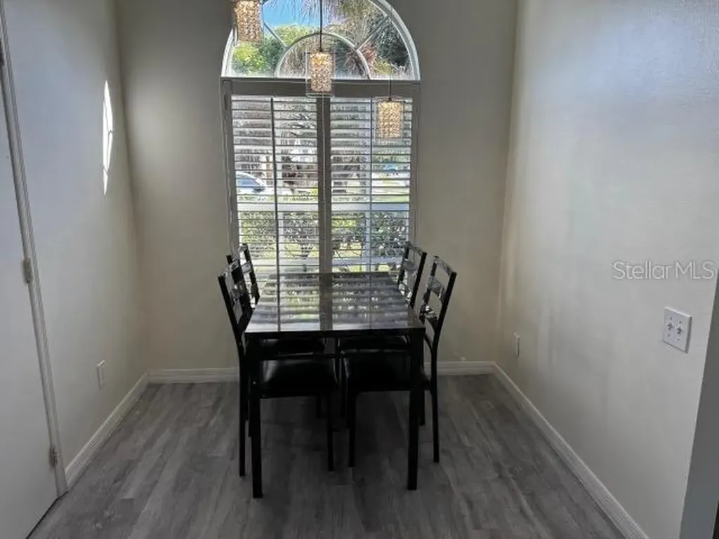 306 Oak Park Place Casselberry FL 32707