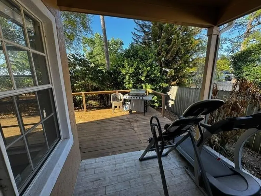 306 Oak Park Place Casselberry FL 32707