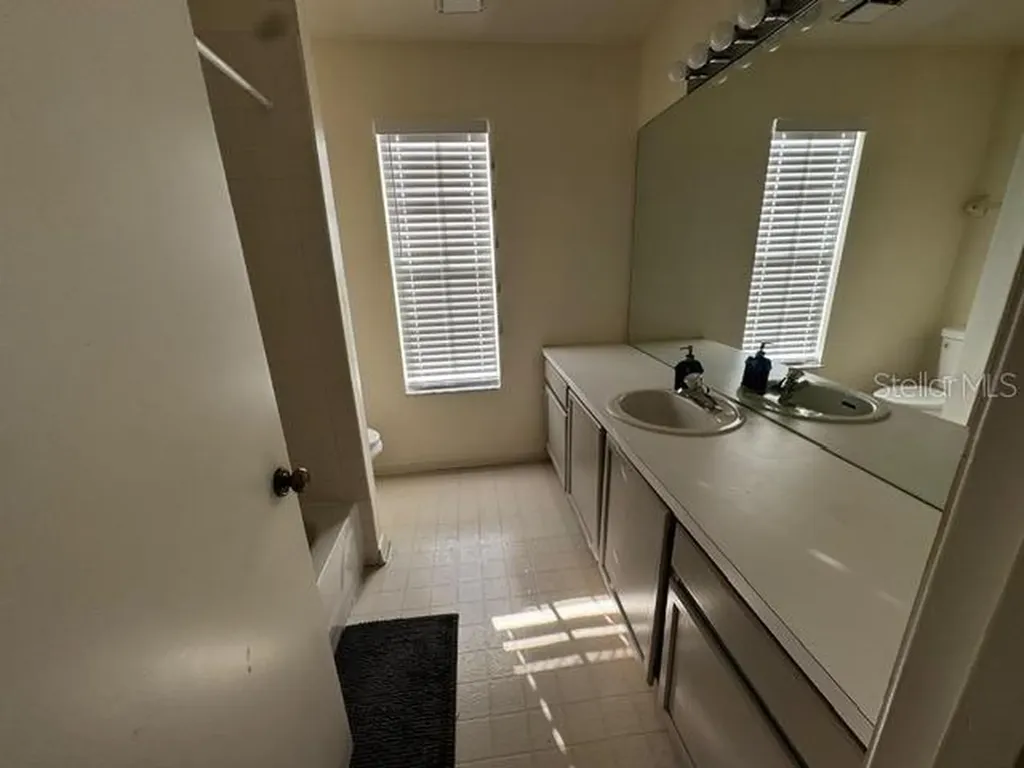 306 Oak Park Place Casselberry FL 32707