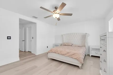 8249 Crescent Oaks Drive New Port Richey FL 34655