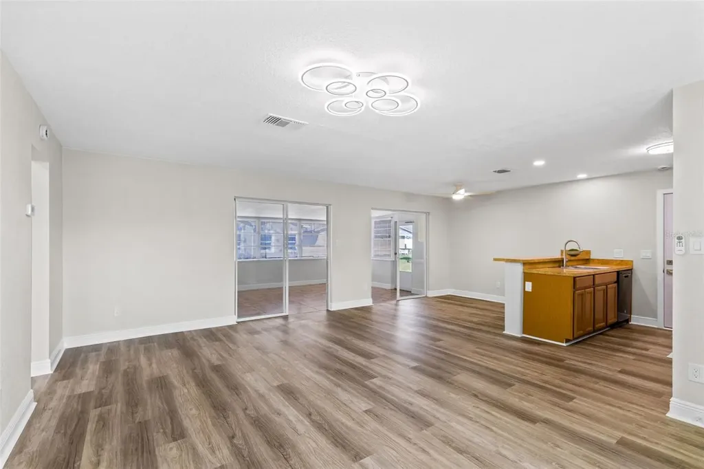 10230 Genesee Lane Orlando FL 32821