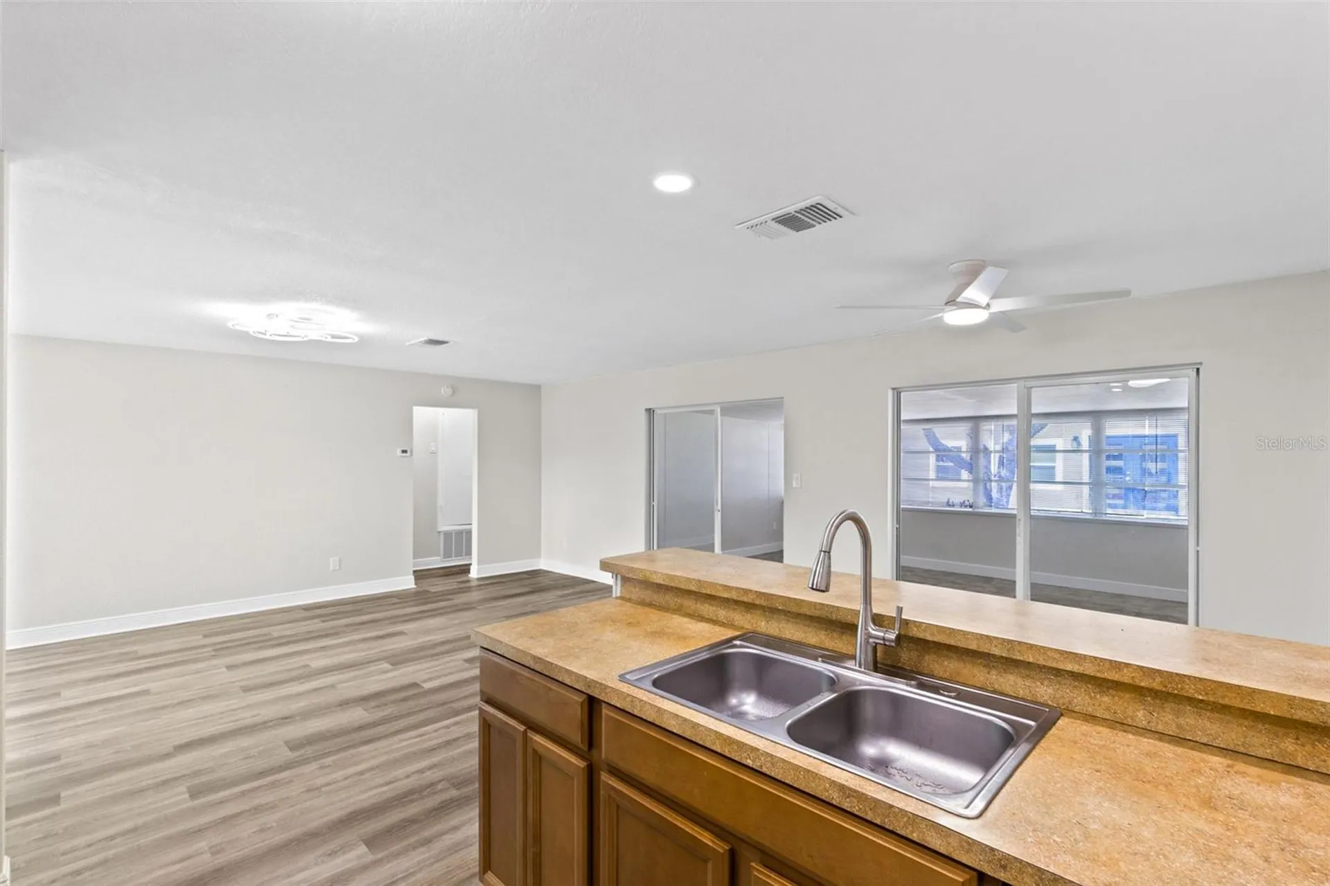 10230 Genesee Lane Orlando FL 32821