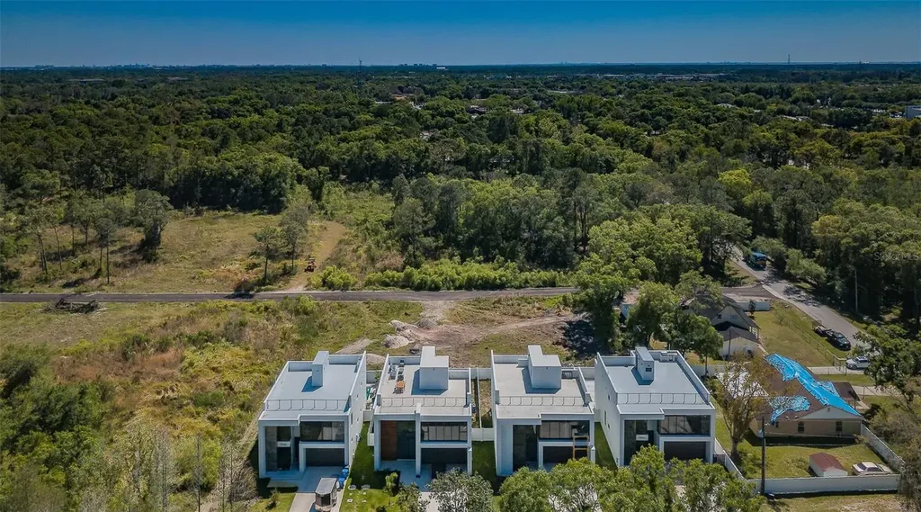 110 Skytrail Tampa FL 33625
