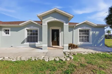 3226 Moravia Avenue North Port FL 34286