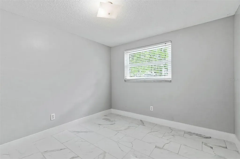 212 W 131st Avenue Tampa FL 33612