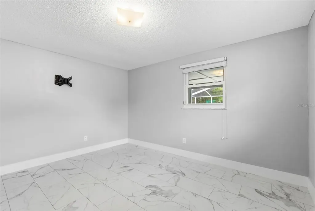 212 W 131st Avenue Tampa FL 33612