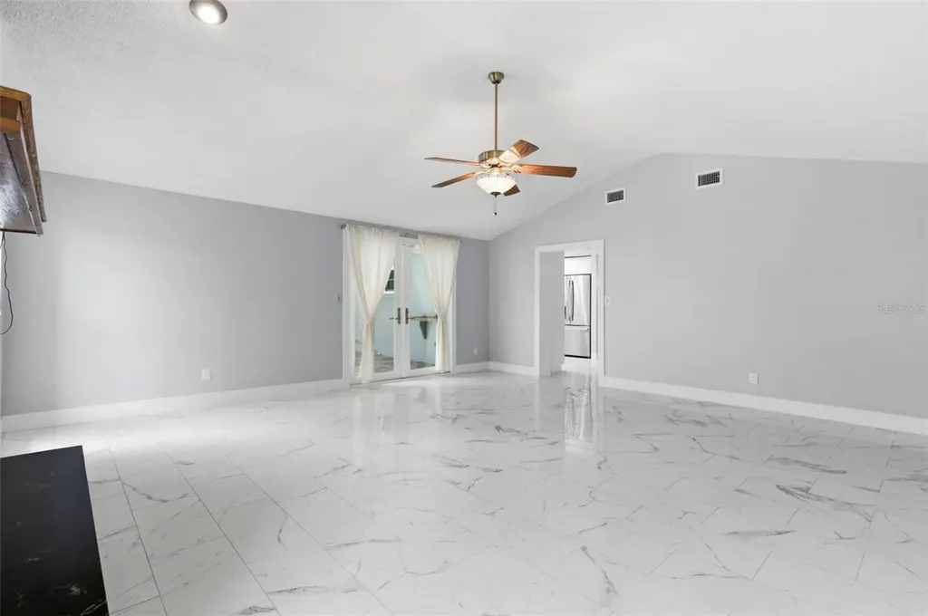 212 W 131st Avenue Tampa FL 33612
