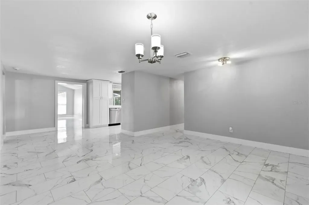 212 W 131st Avenue Tampa FL 33612