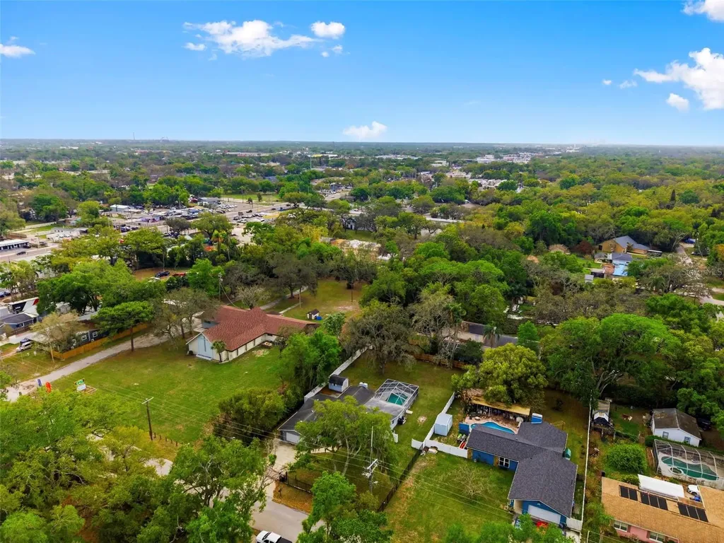 212 W 131st Avenue Tampa FL 33612