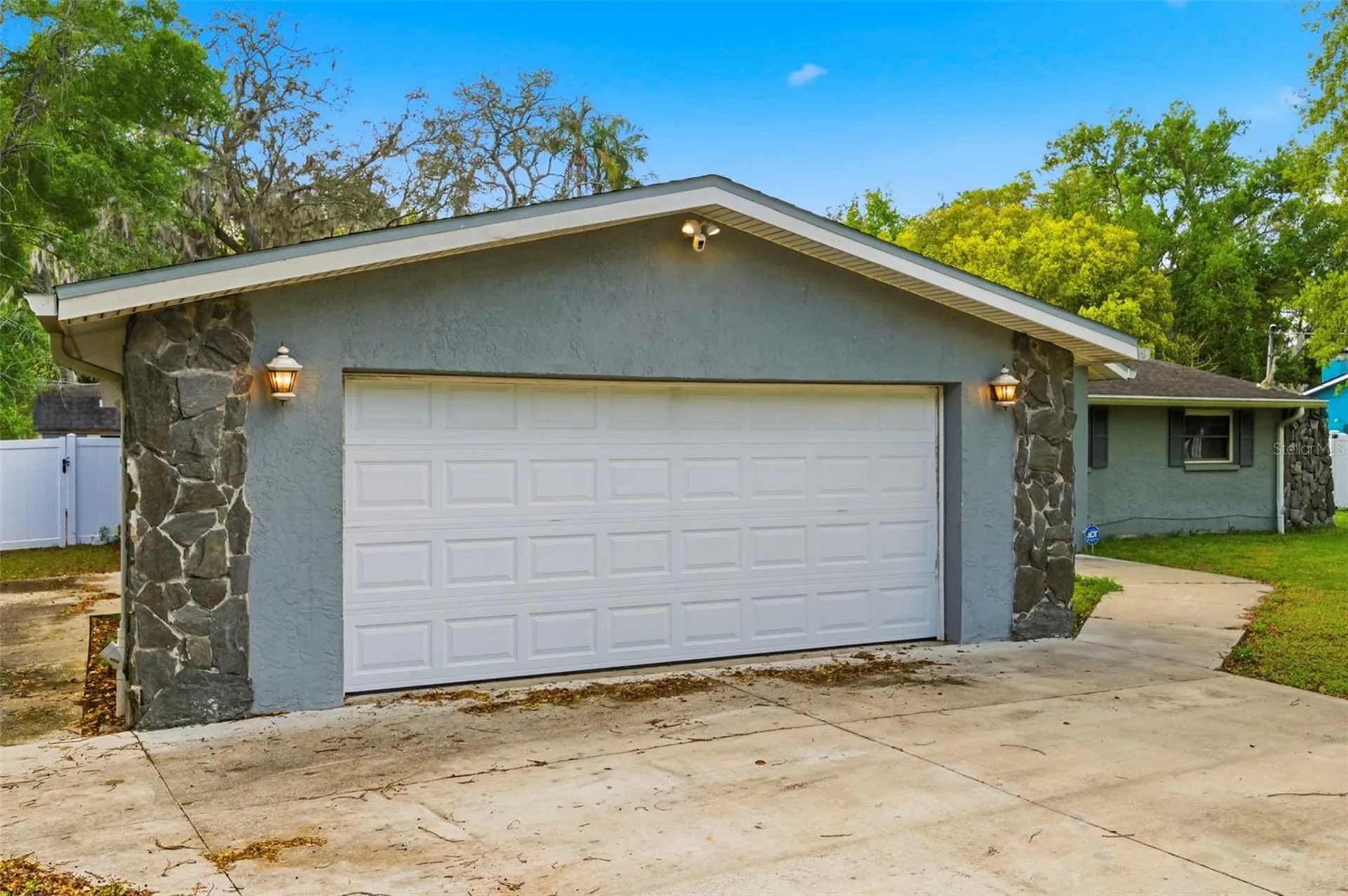 212 W 131st Avenue Tampa FL 33612
