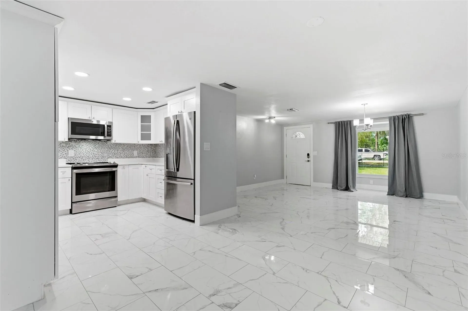 212 W 131st Avenue Tampa FL 33612