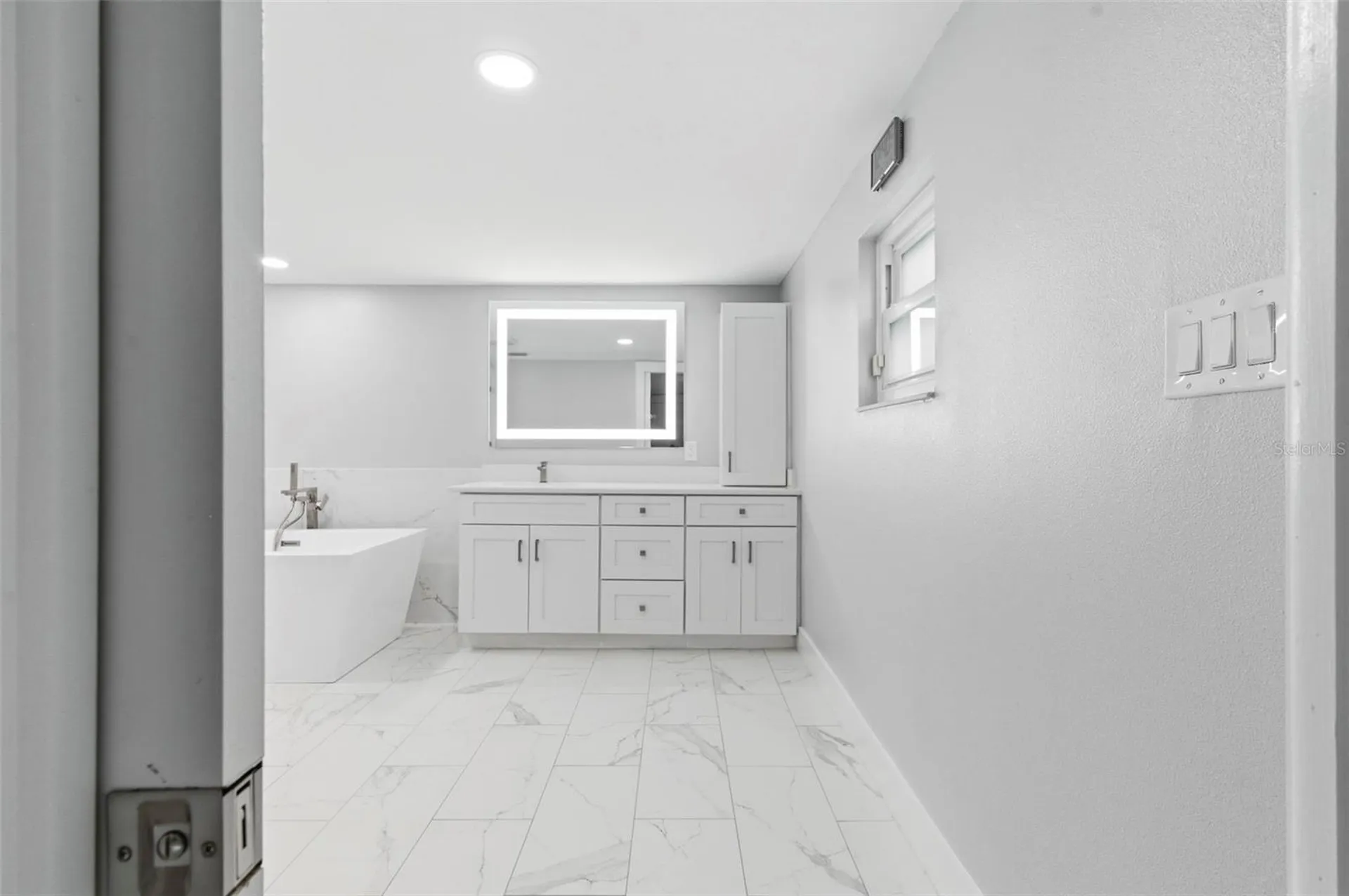212 W 131st Avenue Tampa FL 33612