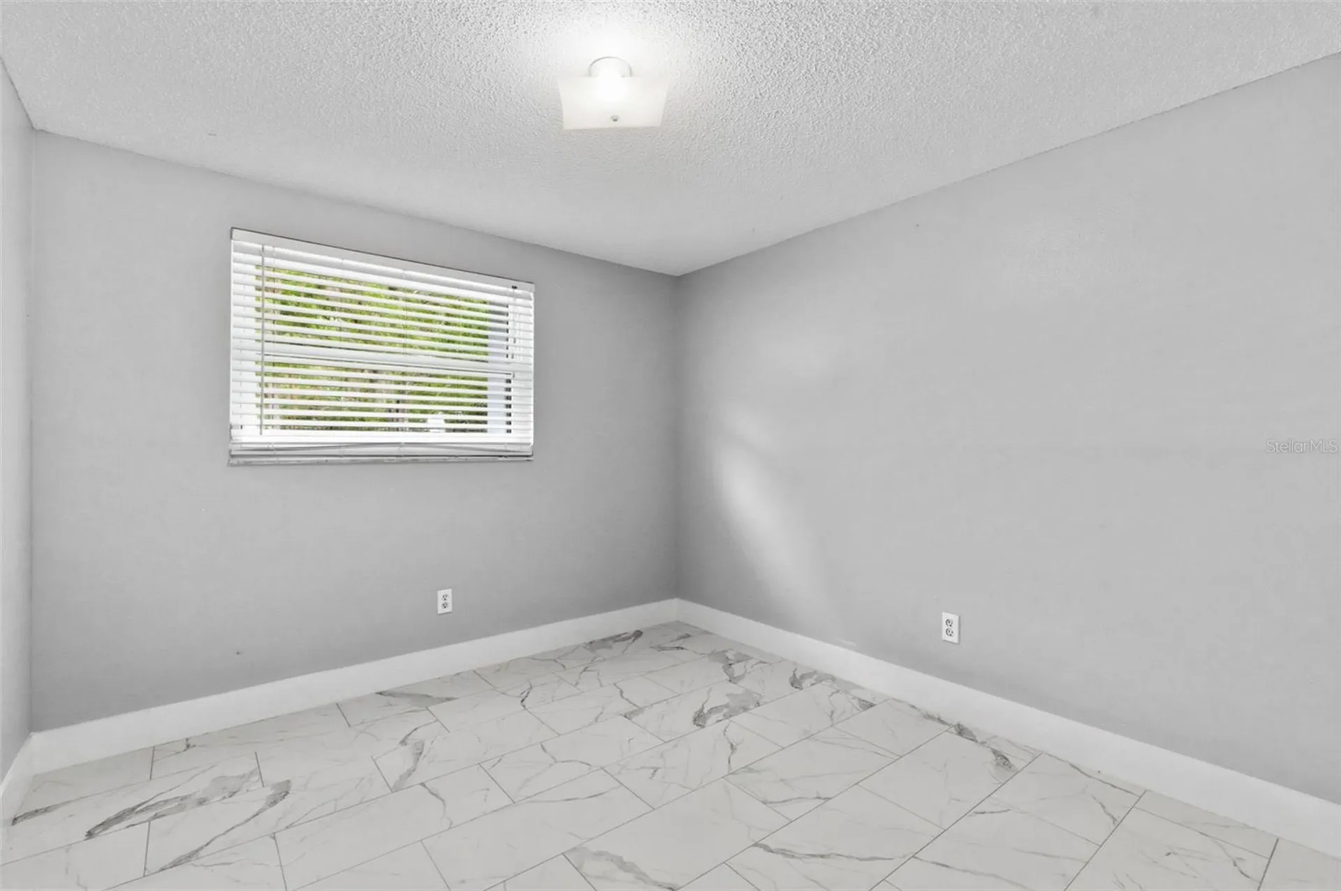 212 W 131st Avenue Tampa FL 33612