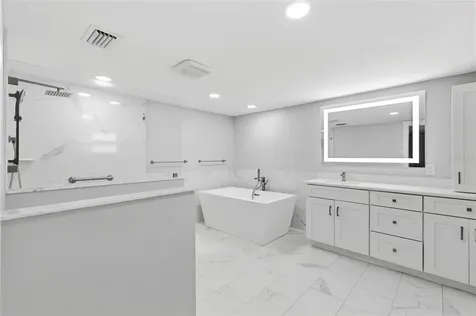 212 W 131st Avenue Tampa FL 33612