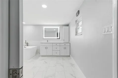212 W 131st Avenue Tampa FL 33612