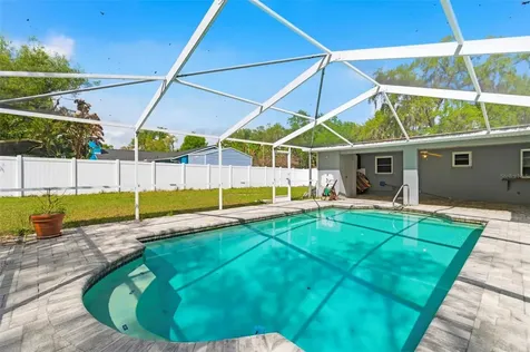 212 W 131st Avenue Tampa FL 33612