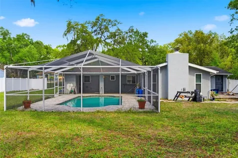 212 W 131st Avenue Tampa FL 33612