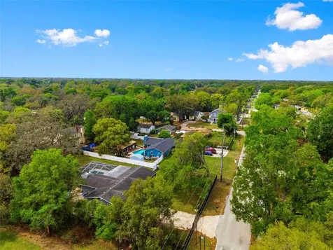 212 W 131st Avenue Tampa FL 33612