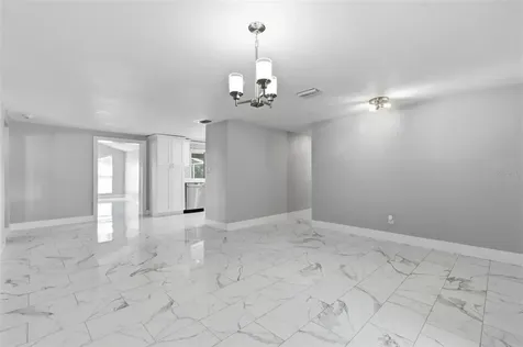 212 W 131st Avenue Tampa FL 33612