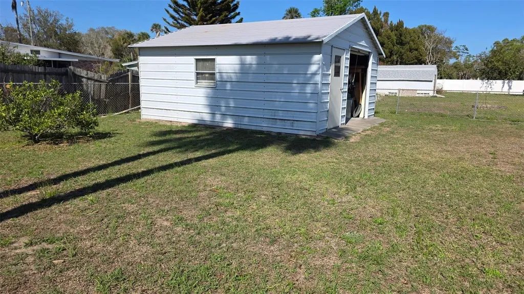 707 Jane Avenue New Smyrna Beach FL 32168