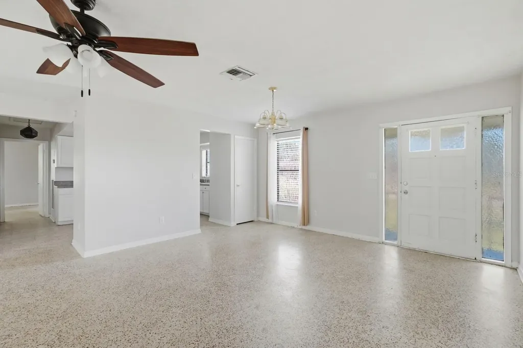 2871 Duncan Street Deltona FL 32738