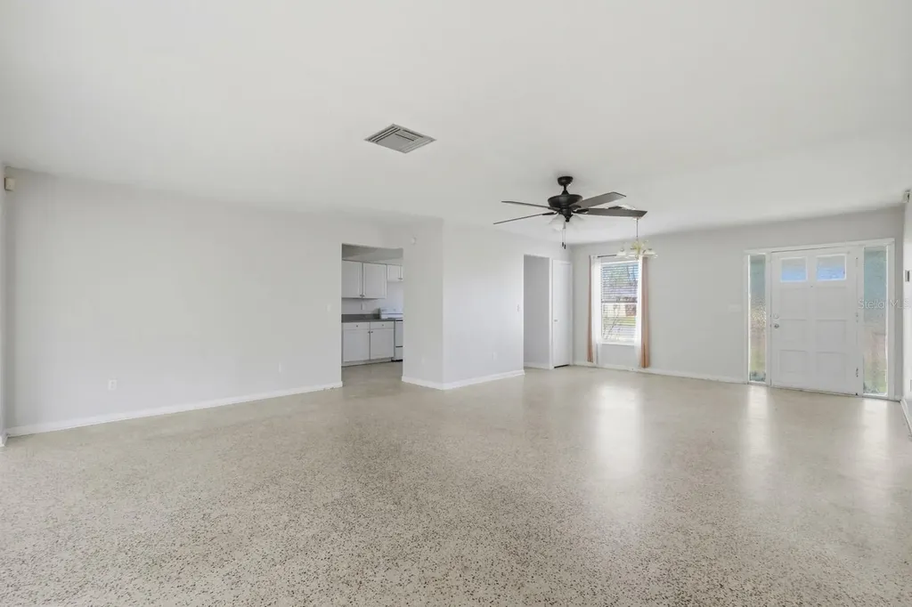 2871 Duncan Street Deltona FL 32738