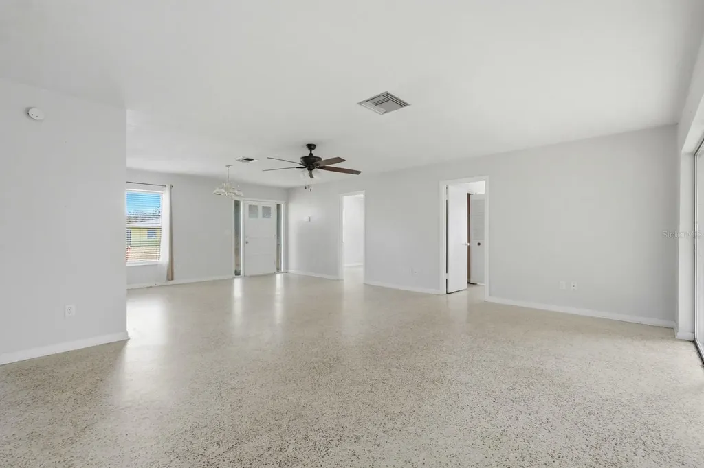 2871 Duncan Street Deltona FL 32738