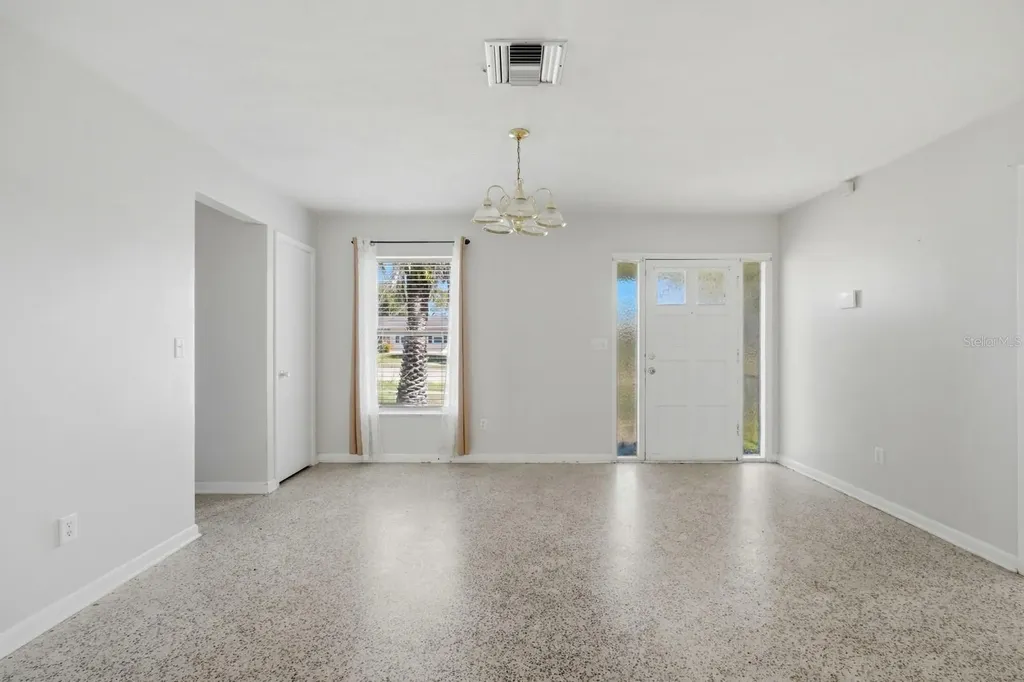 2871 Duncan Street Deltona FL 32738