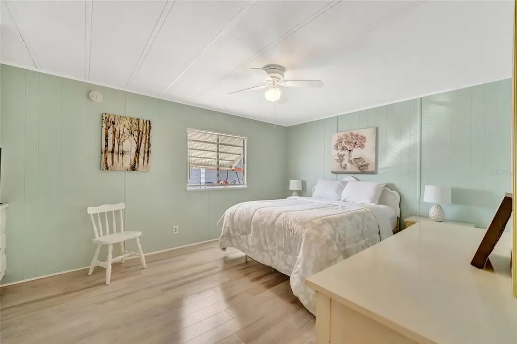 110 E Saint Lucia Loop Apollo Beach FL 33572