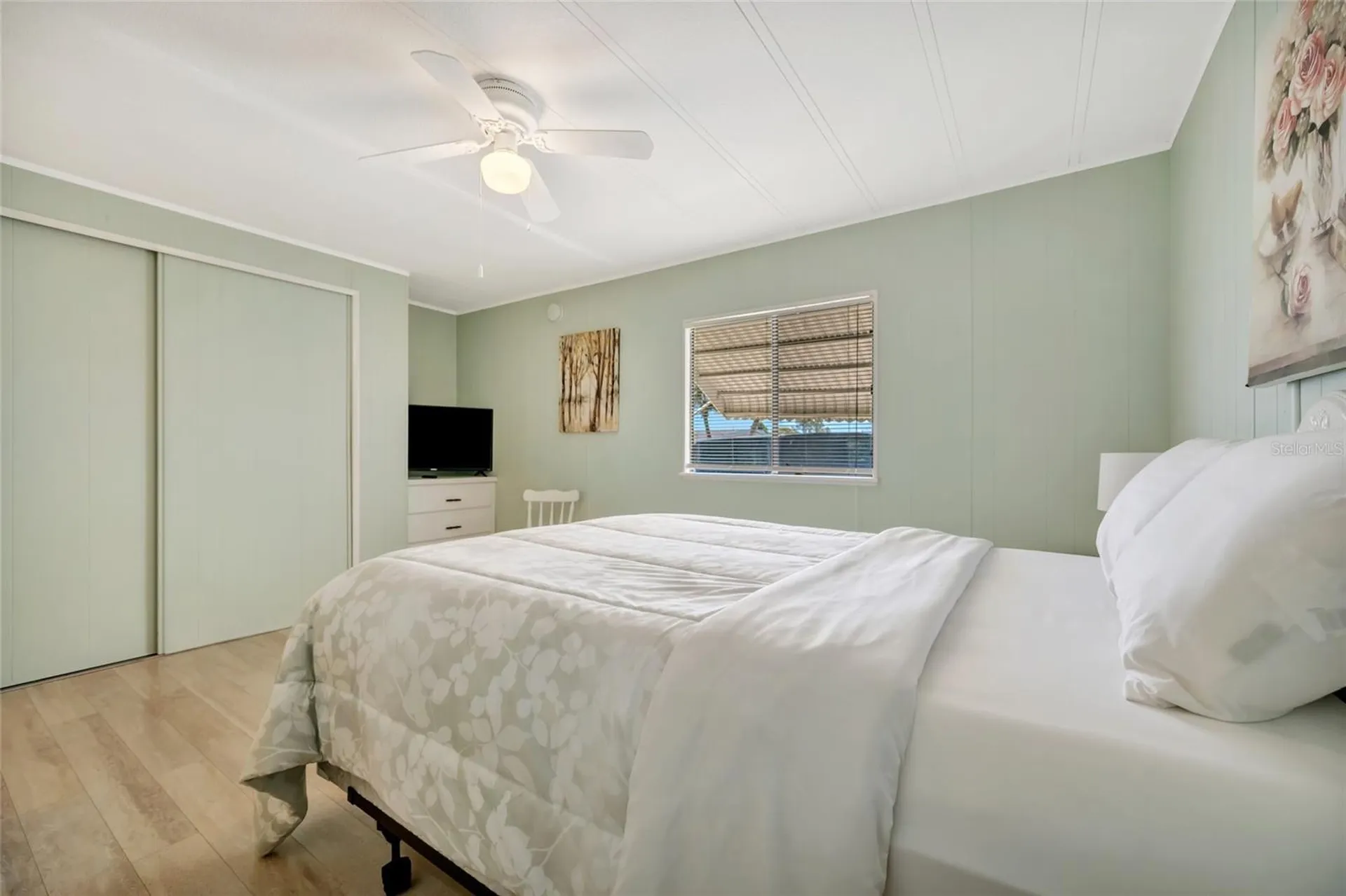 110 E Saint Lucia Loop Apollo Beach FL 33572