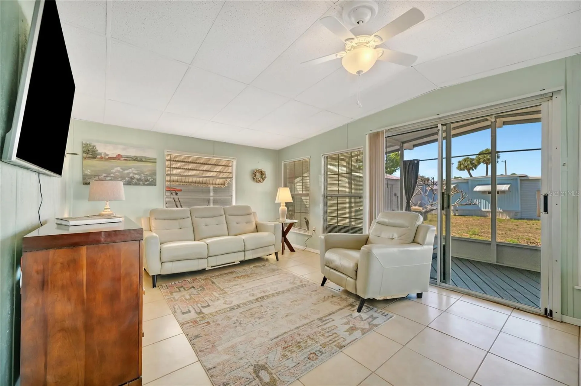 110 E Saint Lucia Loop Apollo Beach FL 33572