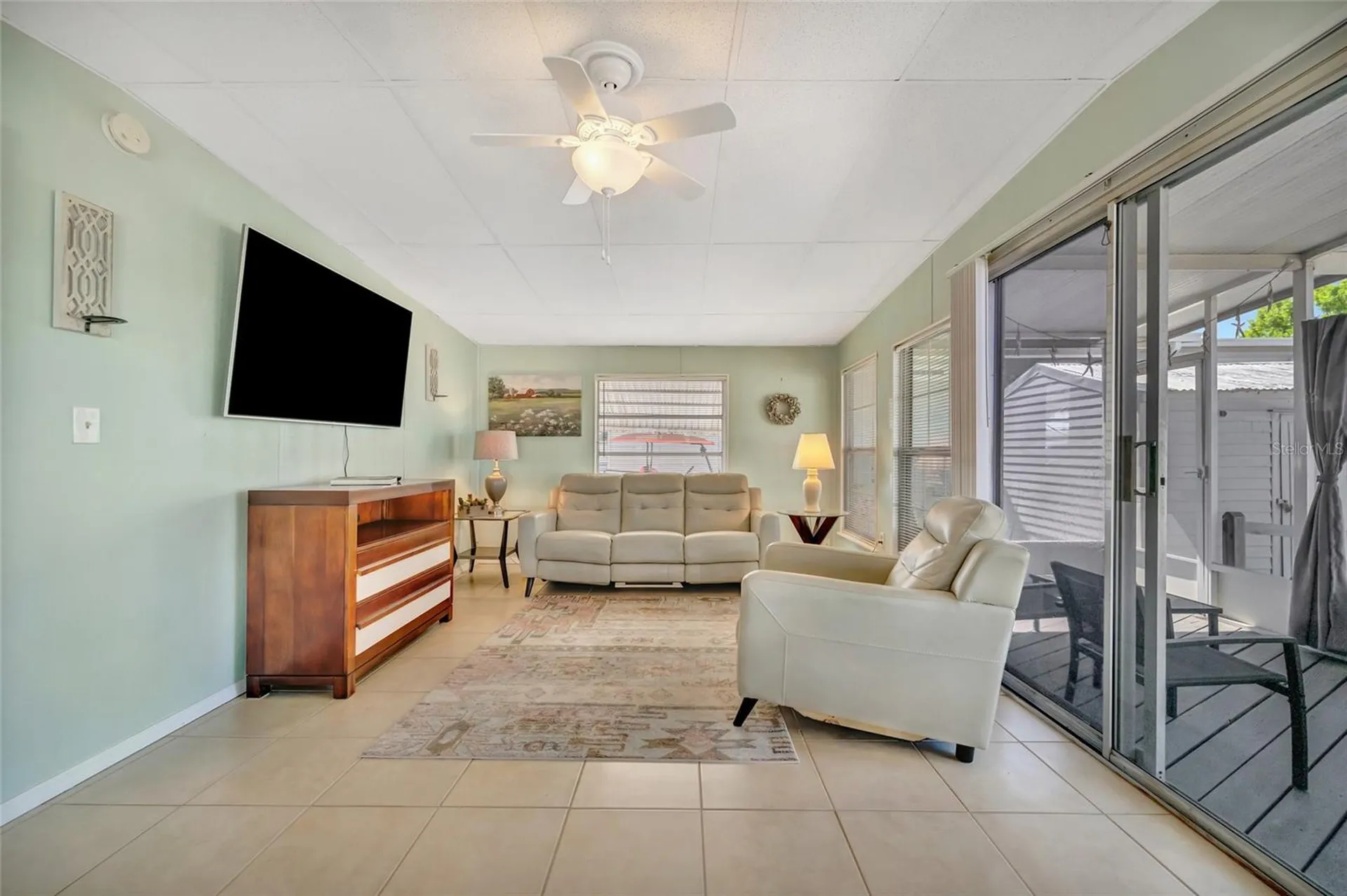 110 E Saint Lucia Loop Apollo Beach FL 33572