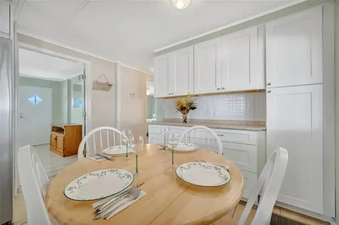110 E Saint Lucia Loop Apollo Beach FL 33572