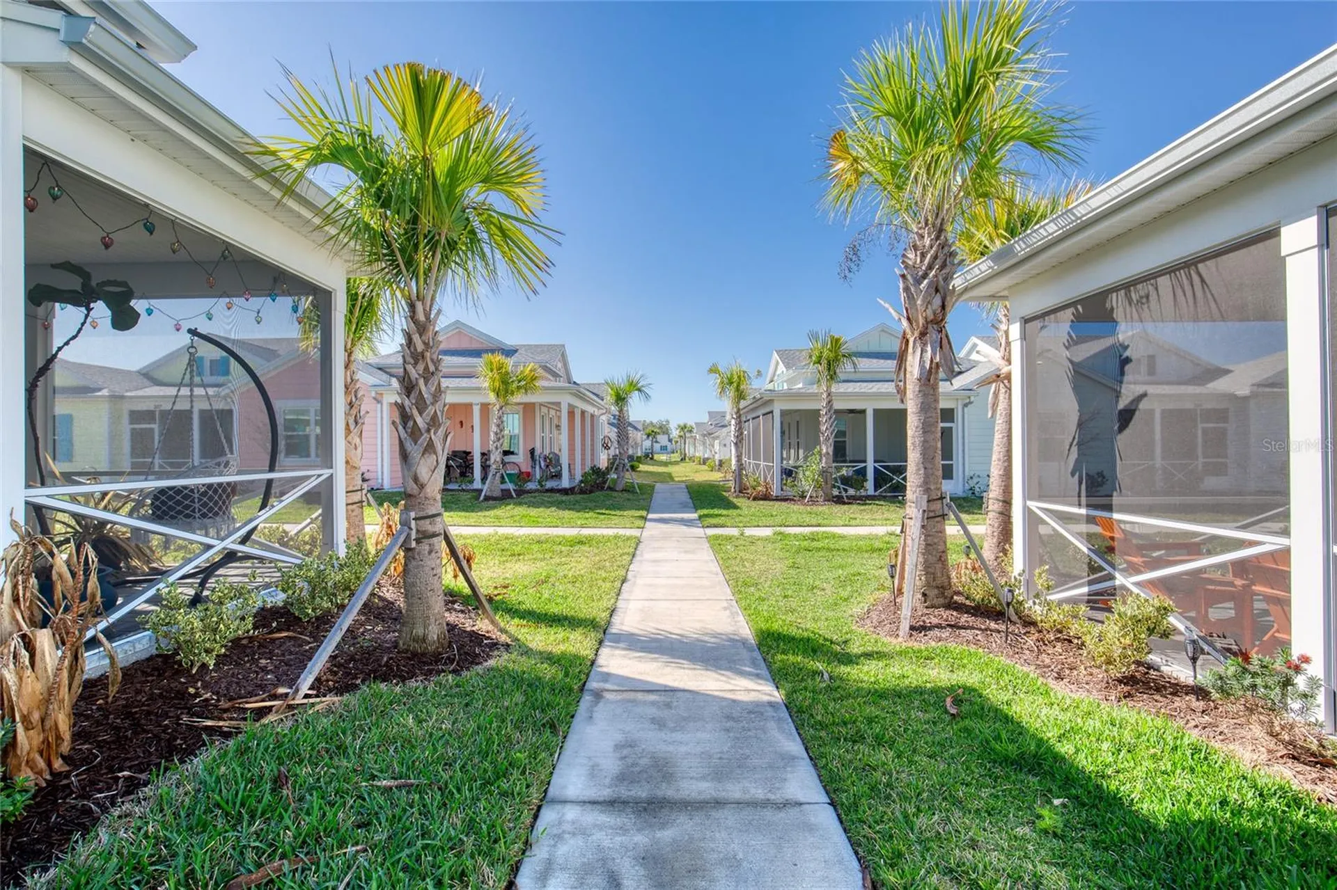 373 Hang Loose Way Daytona Beach FL 32124
