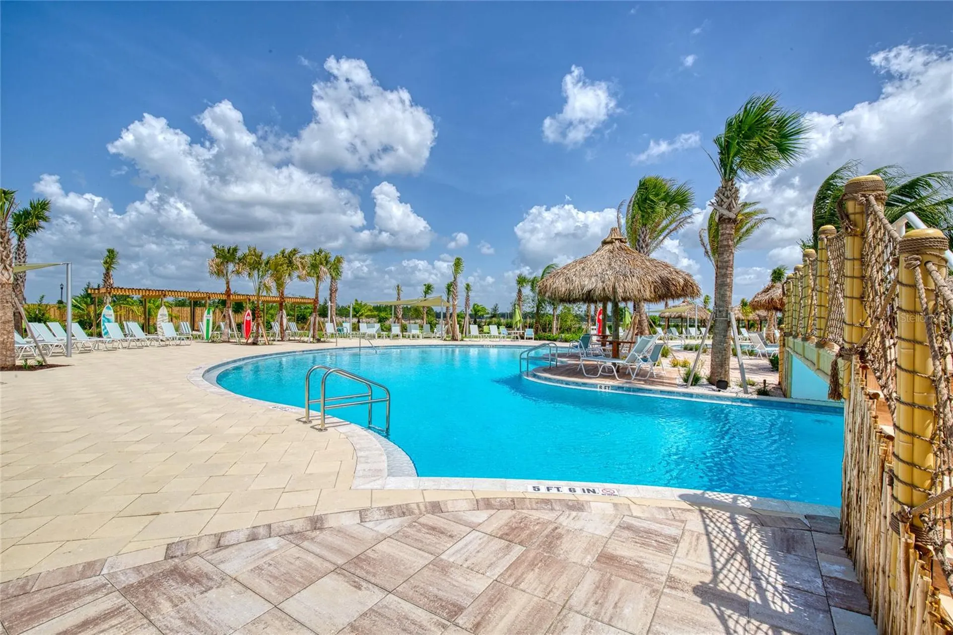 373 Hang Loose Way Daytona Beach FL 32124