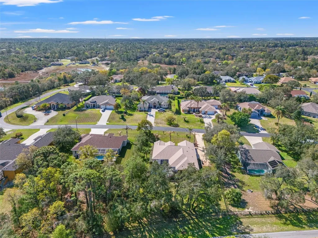 10288 Ridge Top Loop Weeki Wachee FL 34613