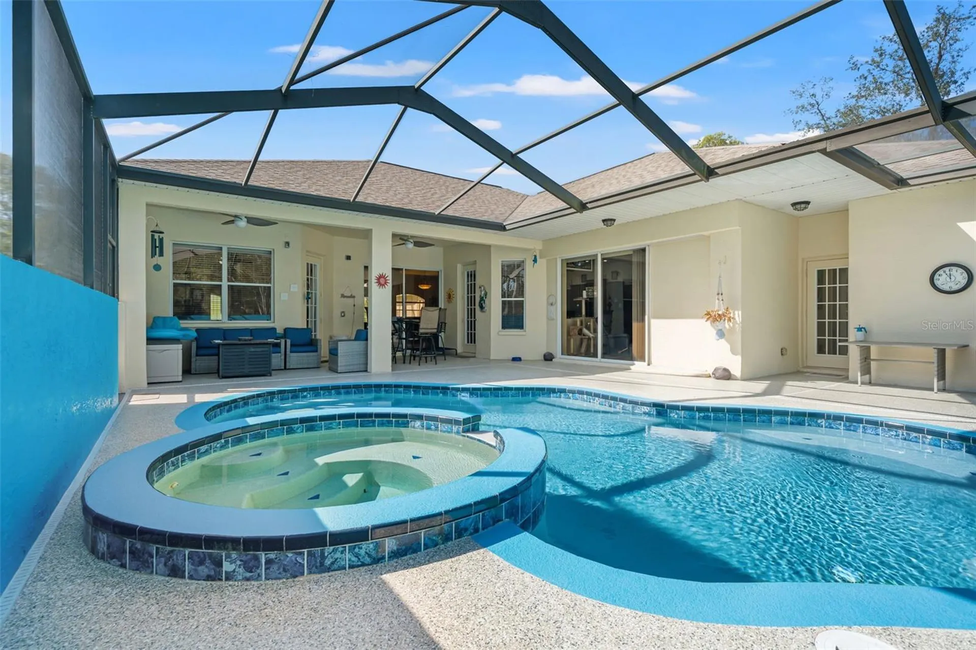 10288 Ridge Top Loop Weeki Wachee FL 34613
