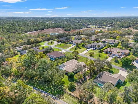 10288 Ridge Top Loop Weeki Wachee FL 34613