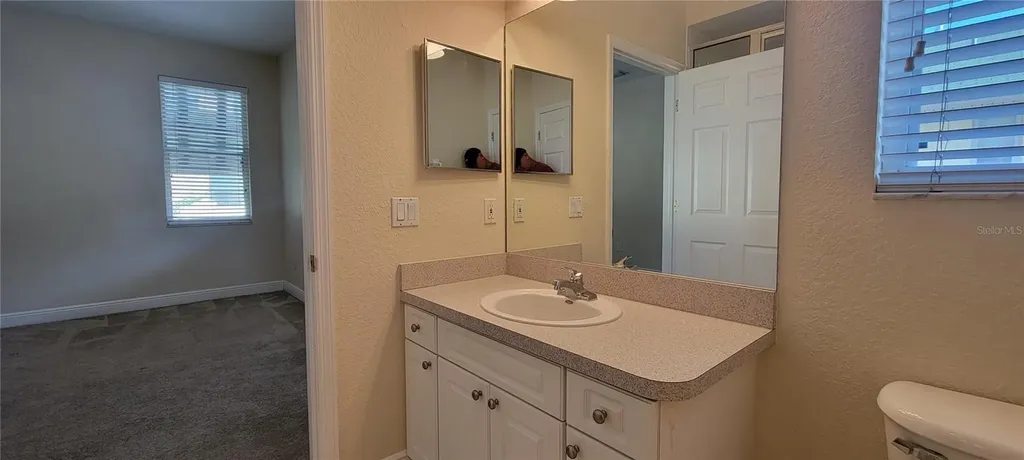 1112 Islamorada Lane Tampa FL 33606