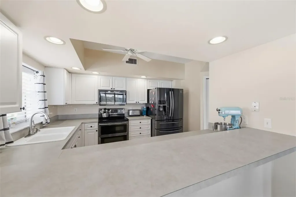 1200 Country Club Drive Largo FL 33771