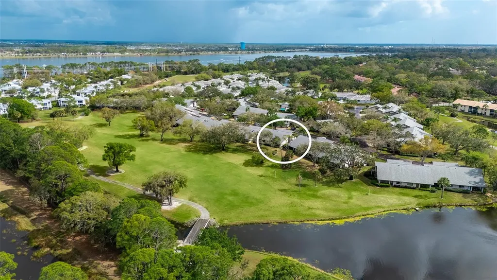 4557 Kingsmere Sarasota FL 34235