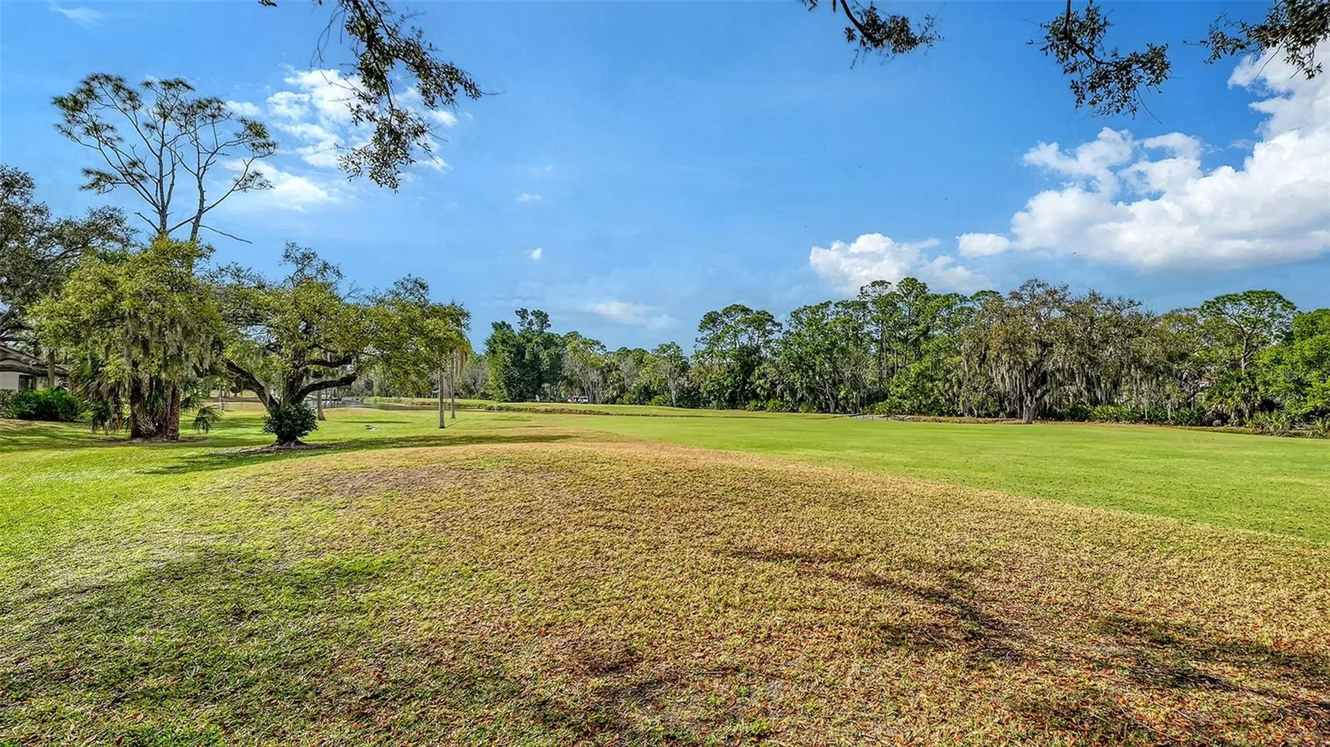 4557 Kingsmere Sarasota FL 34235