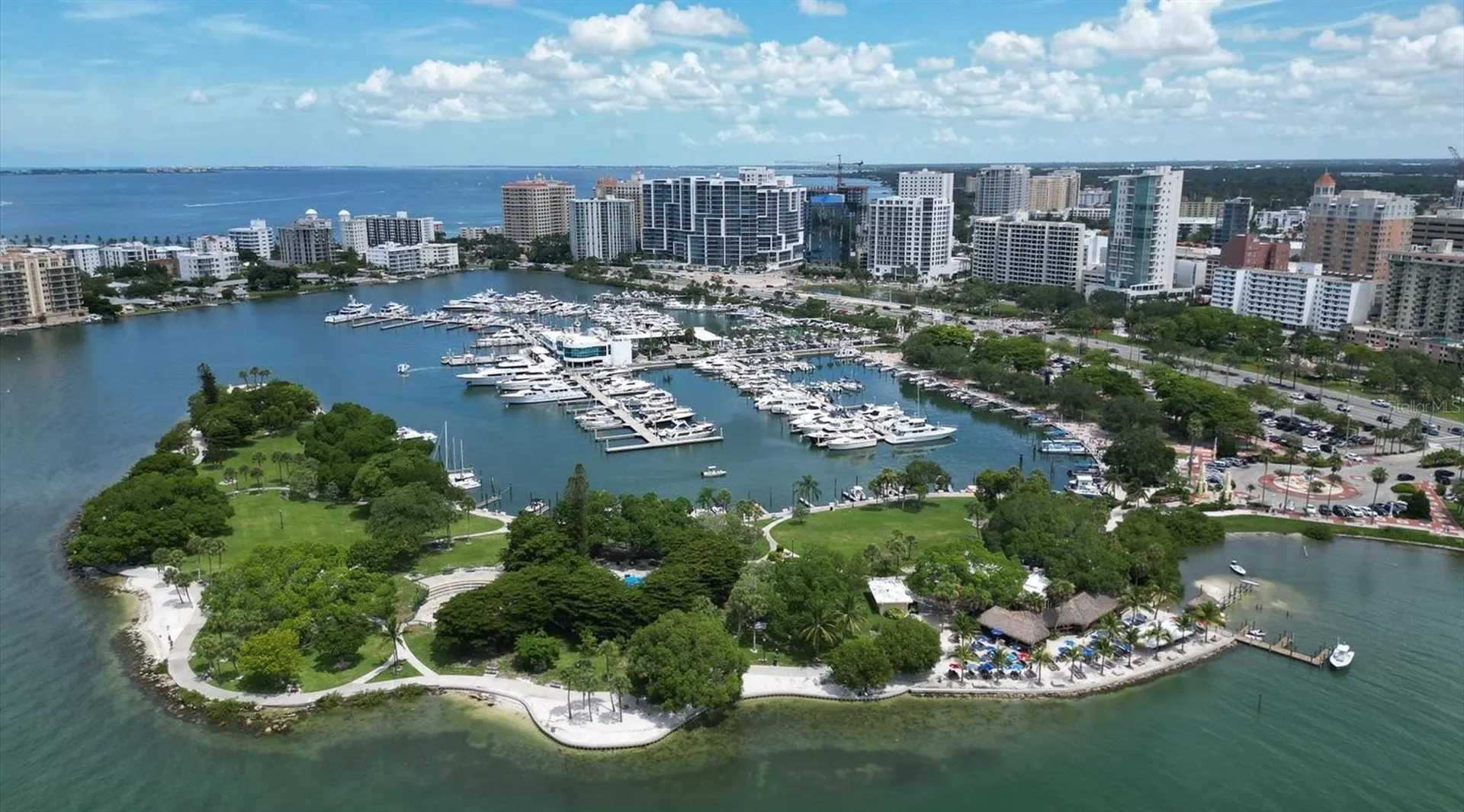 4557 Kingsmere Sarasota FL 34235