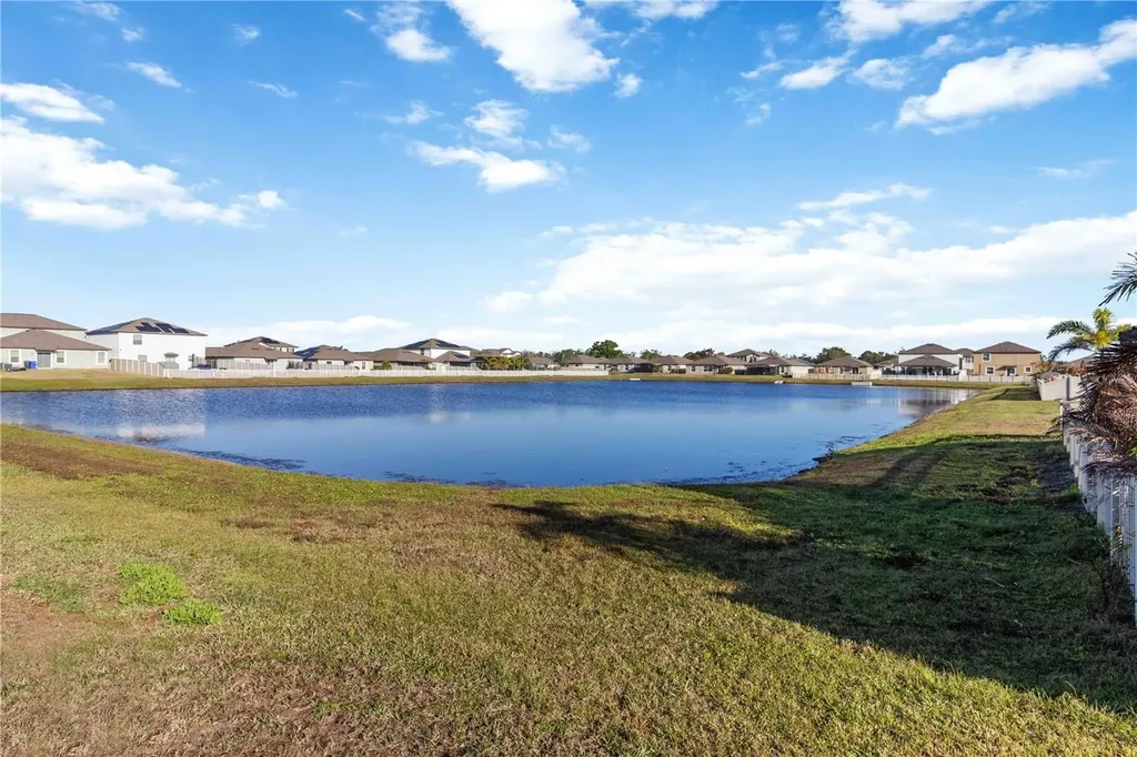 5478 Grays Harbor Court Wimauma FL 33598
