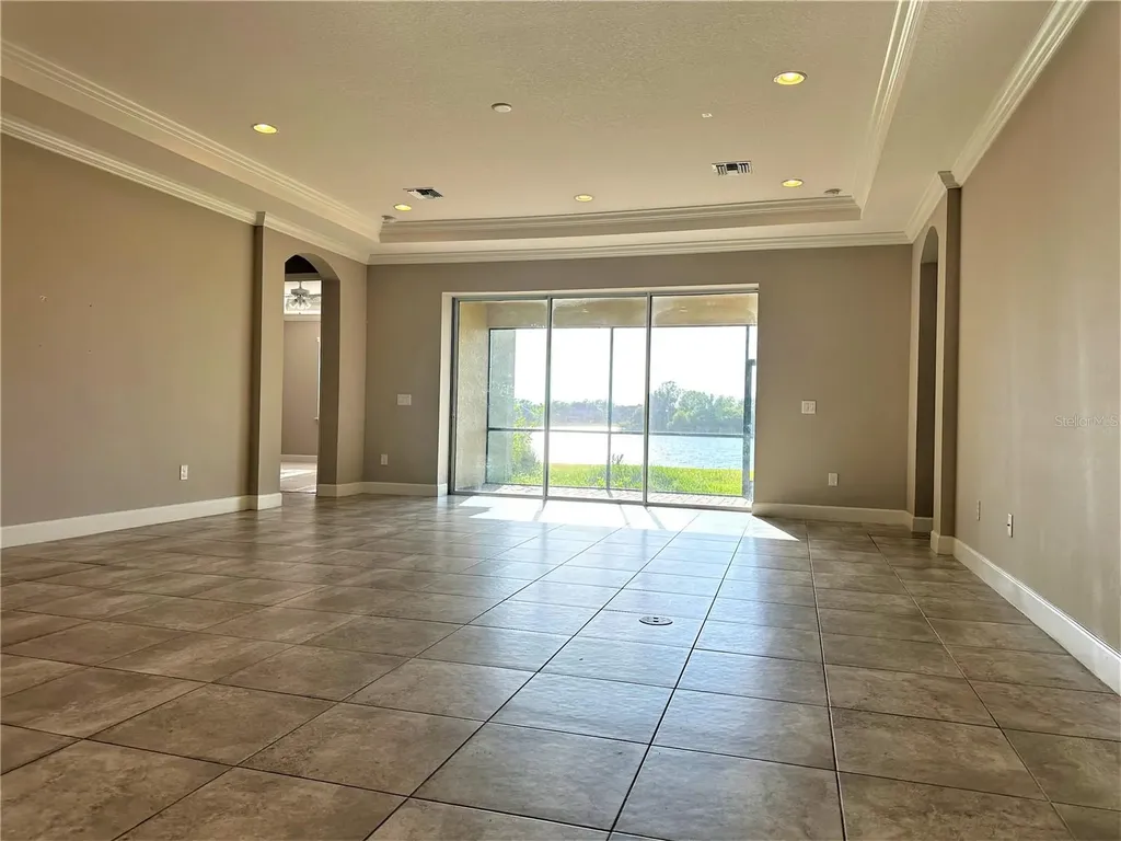 6215 Anise Drive Sarasota FL 34238
