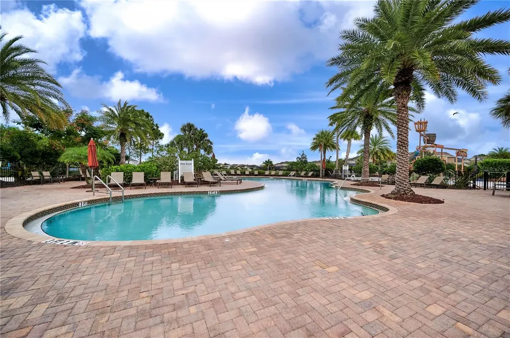 6215 Anise Drive Sarasota FL 34238