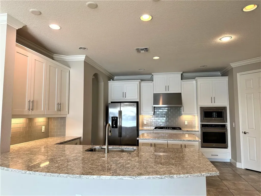 6215 Anise Drive Sarasota FL 34238